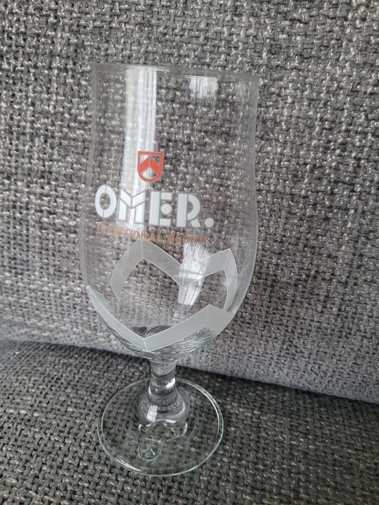 Omer bierglas speciaal bier beer glass, Verzamelen, Ophalen of Verzenden, Zo goed als nieuw, Glas of Glazen, Overige merken