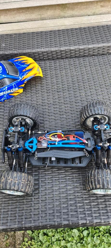 Himoto EMXT1 Monster Truck - Nagekeken en Klaar!, Hobby en Vrije tijd, Modelbouw | Radiografisch | Auto's, Gebruikt, Auto offroad