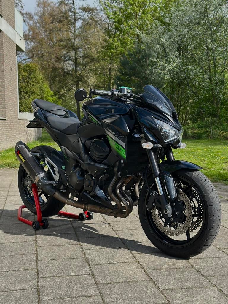 Kawasaki Z800 | Full Akrapovic | A2 (35KW), Occasion, 4 cilinders, Bedrijf, Minimaal motorrijbewijs A2