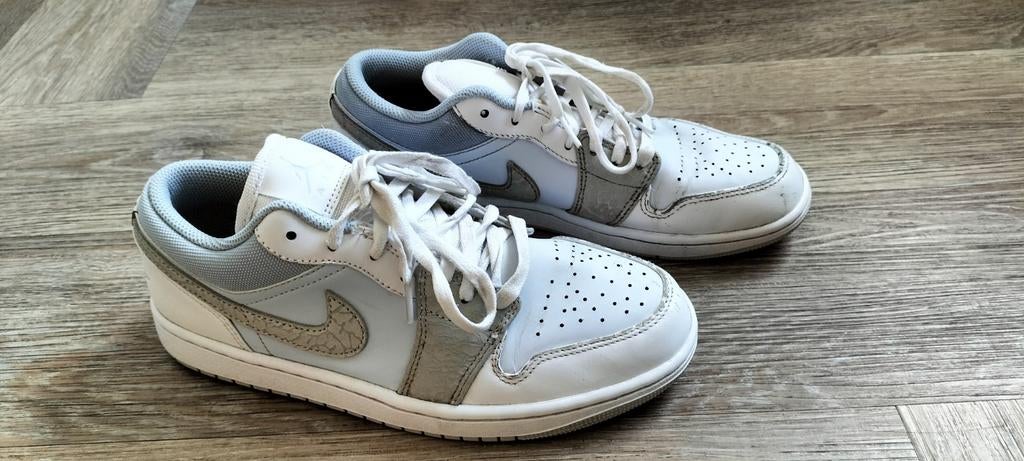 Nike Jordan maat 41, Kleding | Heren, Schoenen, Ophalen of Verzenden, Gedragen, Wit