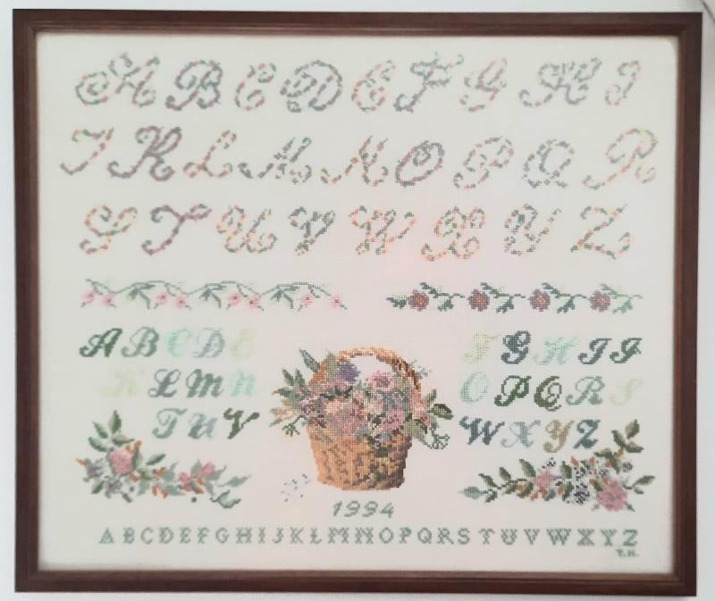 Grote merklap in eikenlijst.geborduurd, Antiek en Kunst, Antiek | Kleden en Textiel, Ophalen of Verzenden