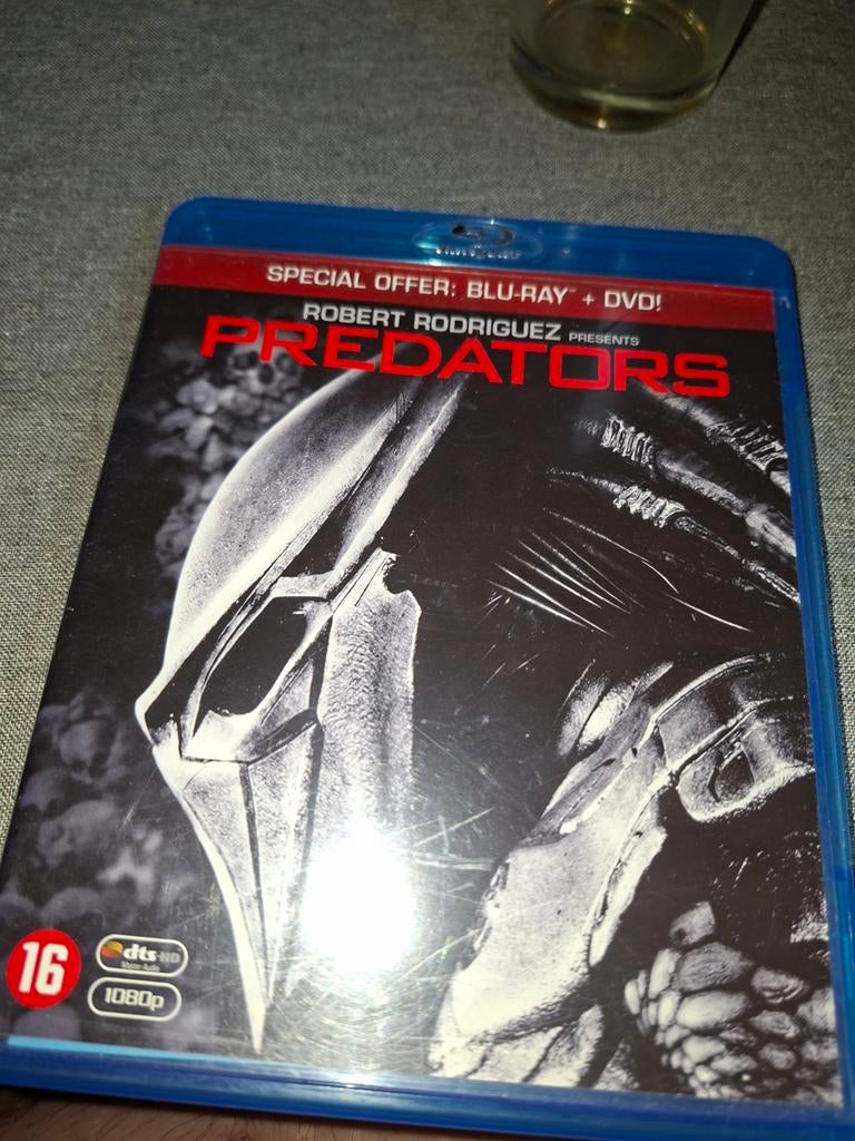 Predators, Cd's en Dvd's, Blu-ray, Ophalen of Verzenden, Zo goed als nieuw, Tekenfilms en Animatie