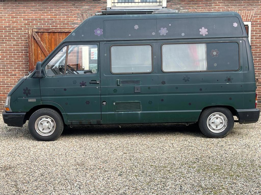 Renault TRAFIC T428 Camper benzine met werk, Caravans en Kamperen, Campers, Overige merken, Buscamper of Camperbus, Burgemeester J Roseboomstraat 1
5321VC  Hedel, NL