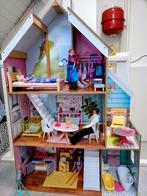 Mooi Kidkraft poppenhuis barbiehuis + Barbies Anna en Elsa, Ophalen, Zo goed als nieuw, Meisje