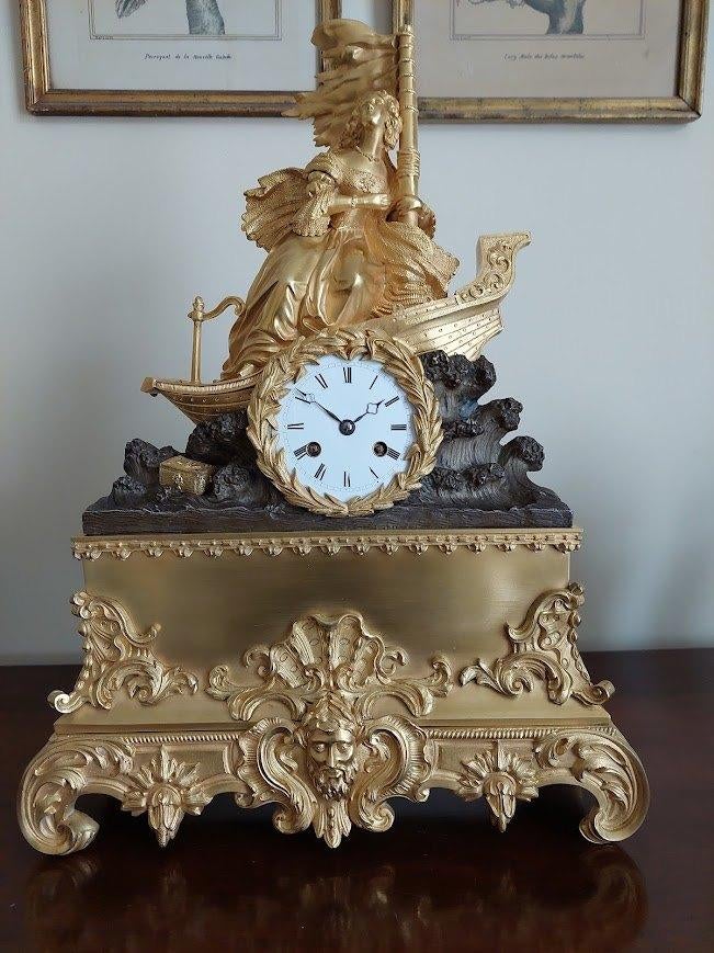 Franse verguld bronzen pendule "Virginie rentrant de France", Ophalen