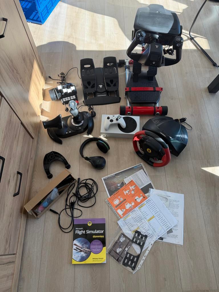 Flight Simulator set Xbox Series S + Thrustmaster, Ophalen, Zo goed als nieuw