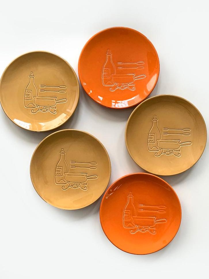 Vintage Kaasfondue Borden - Set van 5 - Okergeel & Oranje, Huis en Inrichting, Keuken | Servies, Zo goed als nieuw, Bord(en), Overige stijlen