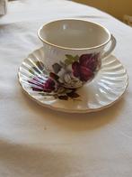 kop en schotel met rozen (Old Foley) England, Ophalen