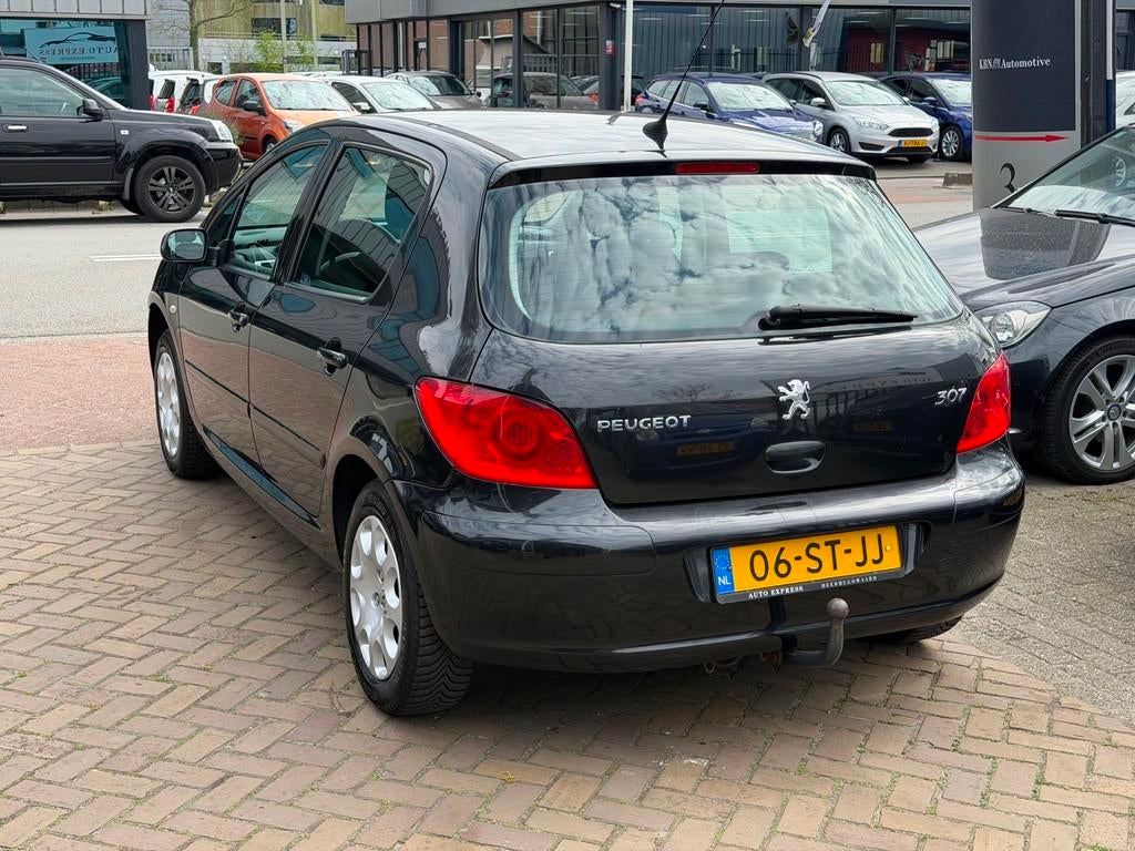 Peugeot 307 1.6-16V XS/Airco/Cruise/Terekhaak/Nap/Apk, Gebruikt, 4 cilinders, 635 kg, Zwart