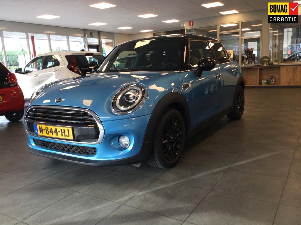 Mini Mini 1.5 Cooper Business Edition, Auto's, Gebruikt, Blauw, Bedrijf, Handgeschakeld
