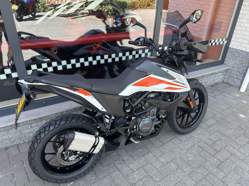 KTM 390 ADVENTURE 2020, Bedrijf, Toermotor