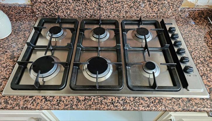 Pelgrim 6 pits gasfornuis met electriche vonkontsteking, Witgoed en Apparatuur, Kookplaten, Gebruikt, Inbouw, Gas, 5 kookzones of meer