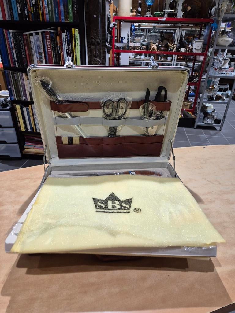 SBS 24 delig messenset in koffer, Onbekend, Nieuw, Ophalen of Verzenden, Onbekend