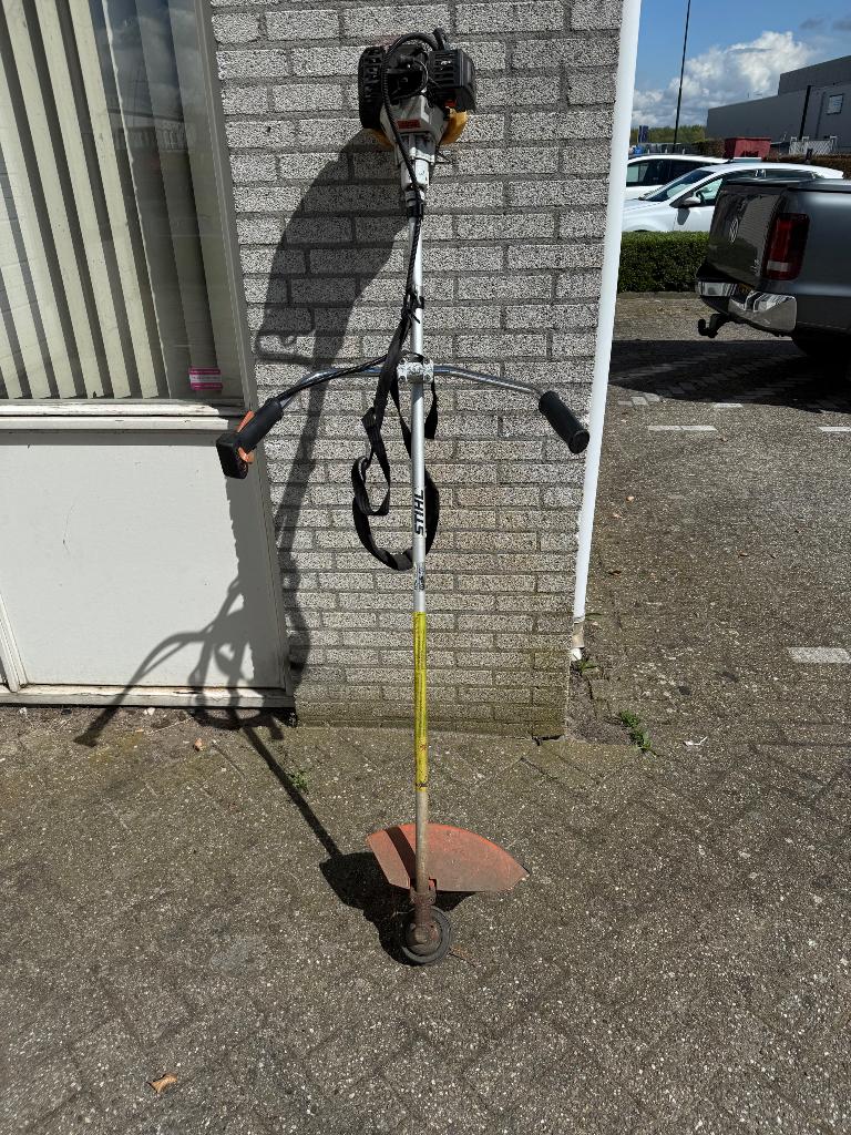 Stihl bosmaaier, Ophalen, Gebruikt, Benzine, Stihl