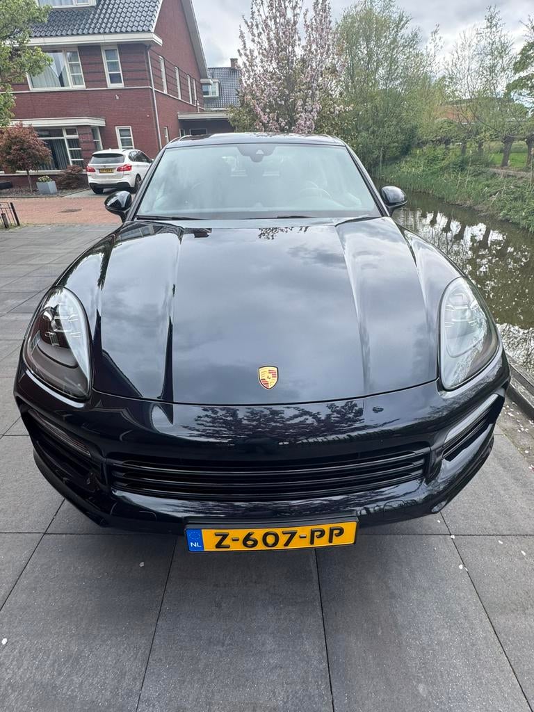 Porsche Cayenne 3.0 V6 462pk E-hybrid 2019 Blauw, Automaat, Cayenne, 2270 kg, 2995 cc