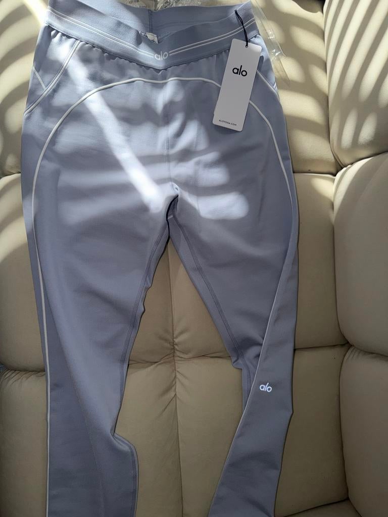 Originele Alo Yoga legging, Kleding | Dames, Legging, Blauw, Nieuw, Ophalen of Verzenden