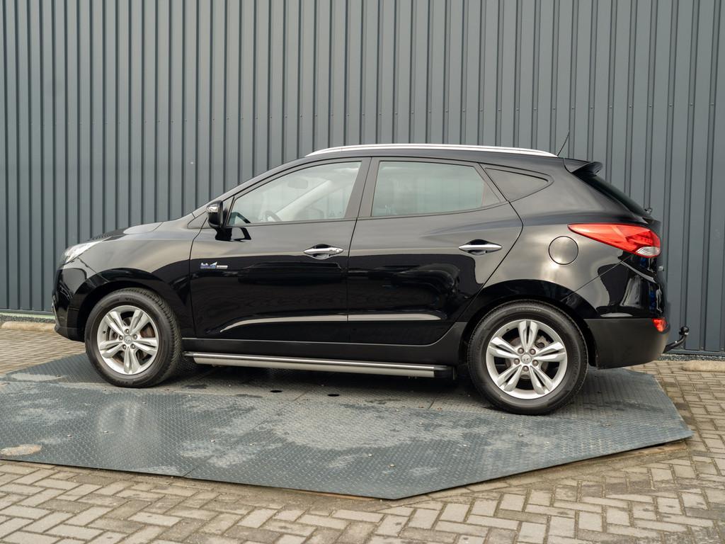 Hyundai ix35 1.6i GDI Style | Trekhaak | Camera | Panodak |, Voorwielaandrijving, 135 pk, 4 cilinders, Leder en Stof