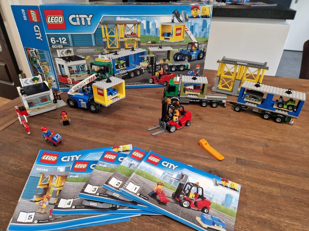 LEGO City 60169 Vrachtterminal - Zo Goed Als Compleet, Kinderen en Baby's, Speelgoed | Duplo en Lego, Ophalen of Verzenden, Zo goed als nieuw