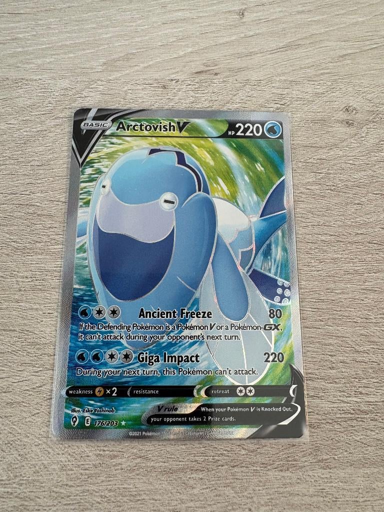 Arctovish V (Holo) 176/203 Evolving Skies - Pokémon Kaart, Ophalen of Verzenden, Nieuw, Losse kaart, Foil