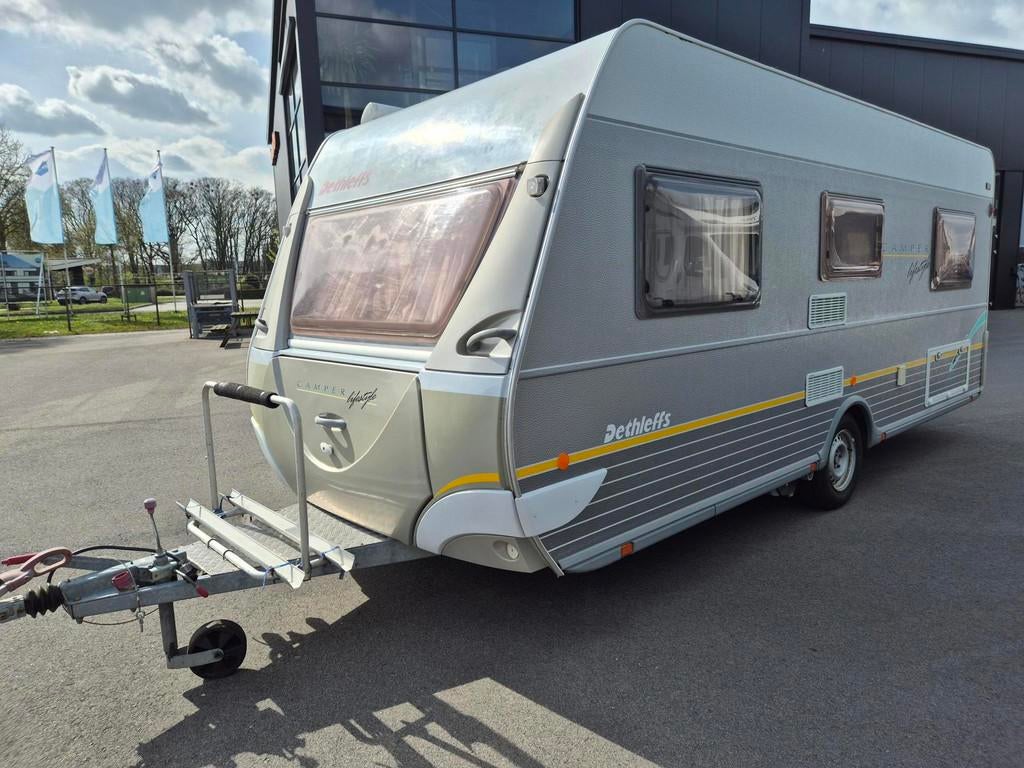 Dethleffs Camper Lifestyle 510 Frans bed, mover, luifel + VT, Caravans en Kamperen, Caravans, Rondzit, Dethleffs, Bedrijf, 5 tot 6 meter