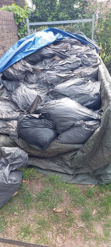 Gratis paardenmest zonder stro, Ophalen