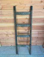 Brocante houten trapje met haken, Huis en Inrichting, Ophalen, Gebruikt
