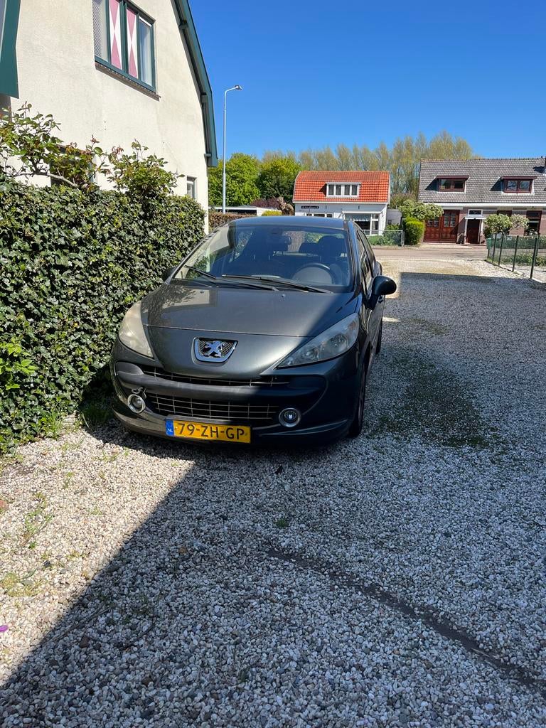 Peugeot 207 1.6 benzine –  voor export / hobbyist, Auto's, Voorwielaandrijving, 4 cilinders, Origineel Nederlands, 1175 kg