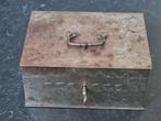 Antieke metalen kist met slot en sleutel, Ophalen of Verzenden