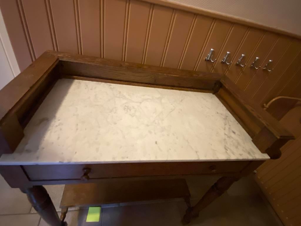 Antieke wastafel met marmeren blad, Ophalen