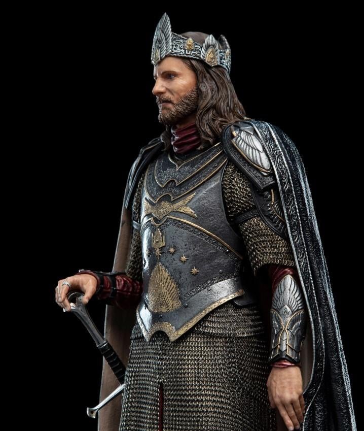 Weta LOTR Statue King Aragorn Classic Series
