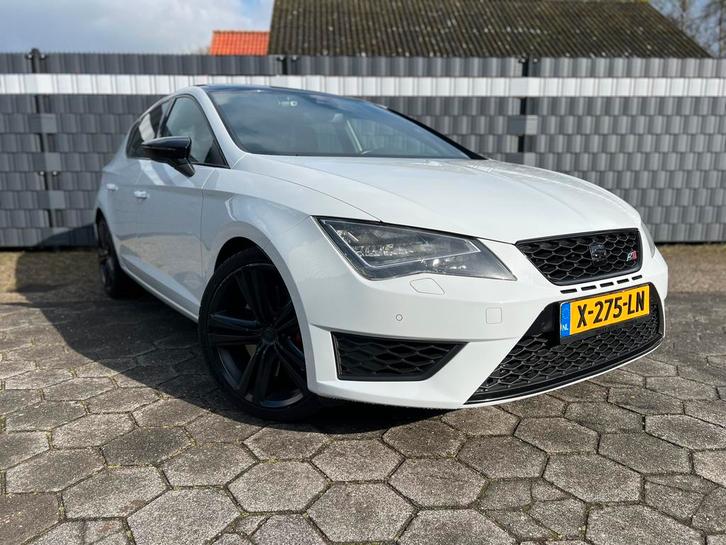 Seat Leon 2.0 TSI Cupra 290 Panorama SeatSound 19inch Leder, Auto's, Seat, Particulier, Leon, Benzine, Hatchback, Automaat, Geïmporteerd