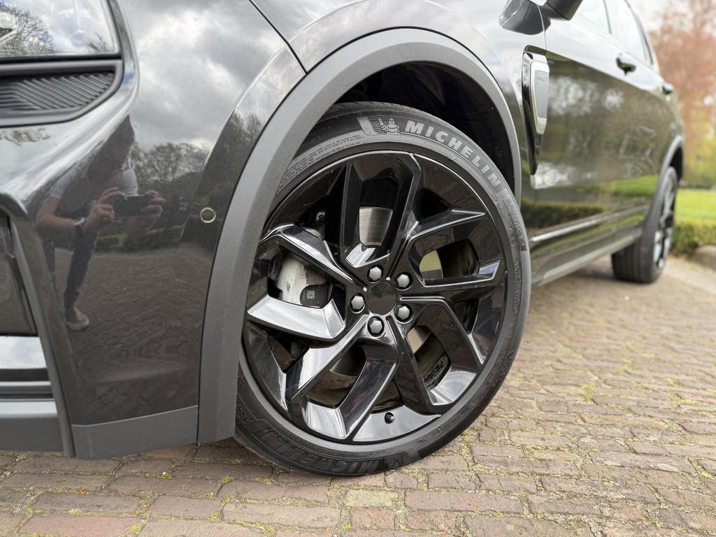 Lynk & Co 01 1.5 | Black Edition | Camera | Rijklaar |, Auto's, Stof, Bedrijf, 1854 kg, Hybride Elektrisch/Benzine