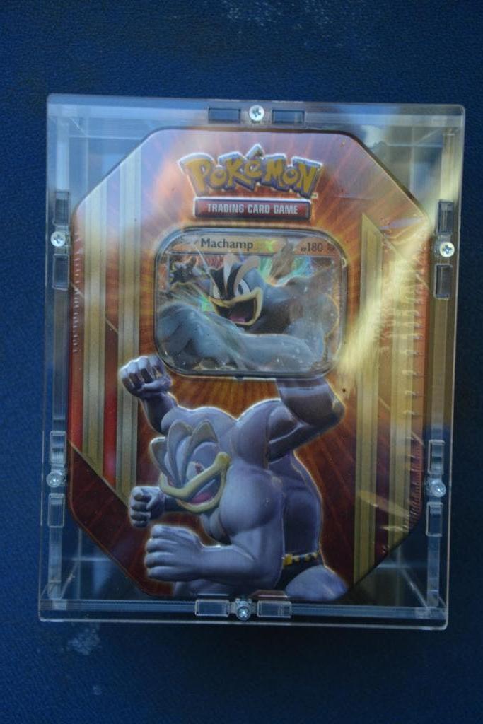 Machamp EX Triple Power Tins XY Nieuw, Ophalen of Verzenden, Nieuw, Boosterbox, Foil
