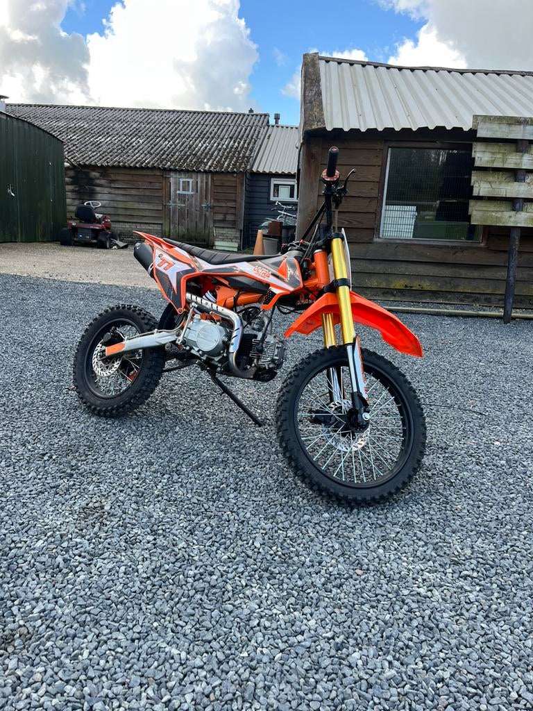 Crossmotor | Ultra motocross 125cc 4 Takt, 125 cc, Zo goed als nieuw, 4 versnellingen, Ophalen