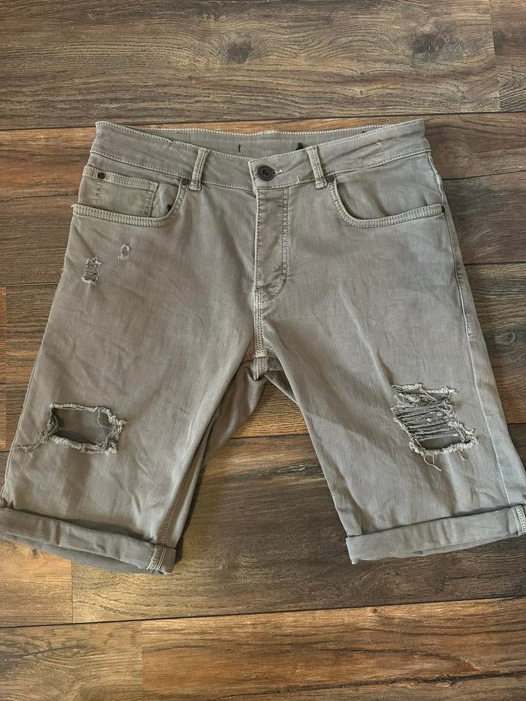 Ashes to Dust grijze korte spijkerbroek met gaten voor heren, Kleding | Heren, Spijkerbroeken en Jeans, Ophalen of Verzenden, Zo goed als nieuw