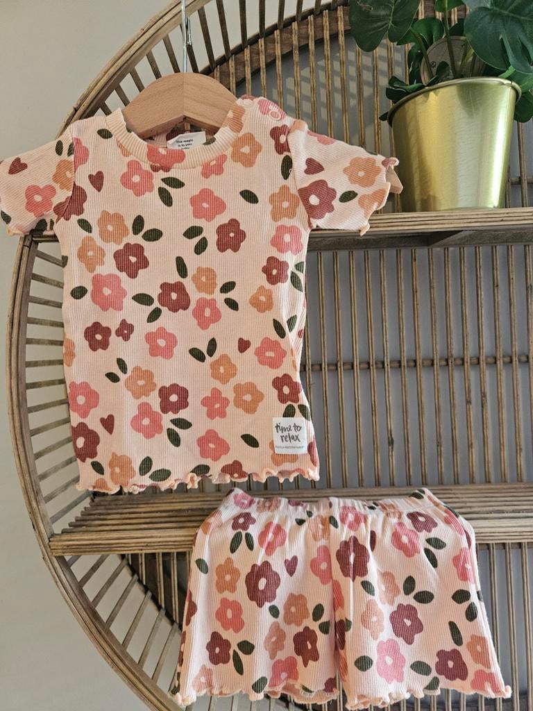 Feetje pyjama maat 62 zo goed als nieuw, Nacht- of Onderkleding, Jongetje of Meisje, Ophalen of Verzenden, Zo goed als nieuw