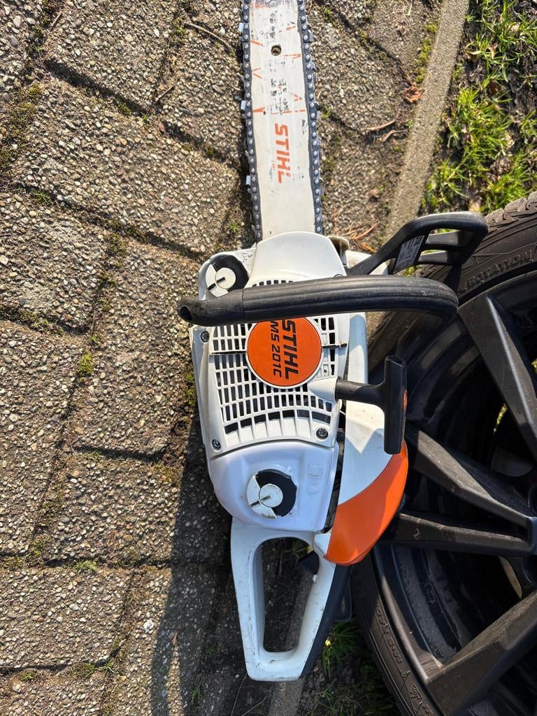 Stihl MS 201 C Kettingzaag (2023) - 2.4 PK, Tuin en Terras, Handzagen, Ophalen of Verzenden, Gebruikt, Overige typen