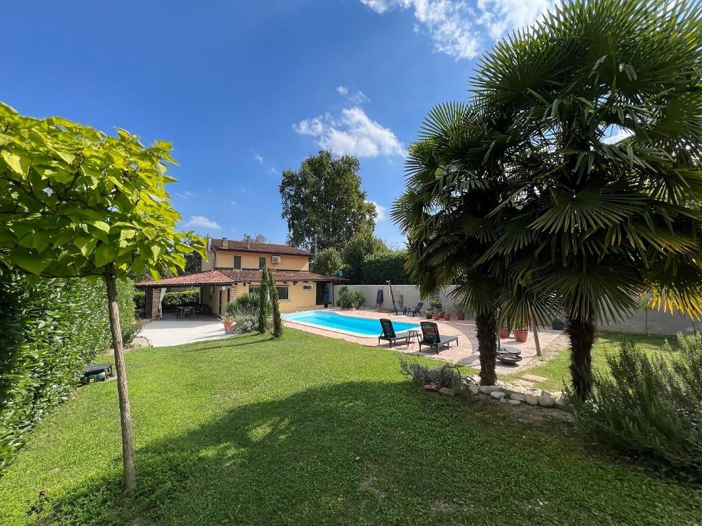 Italie, Piemonte. Vrijstaand vakantiehuis met prive-zwembad, Vakantie, Vakantiehuizen | Italië, 5 personen, Piemonte of Aosta