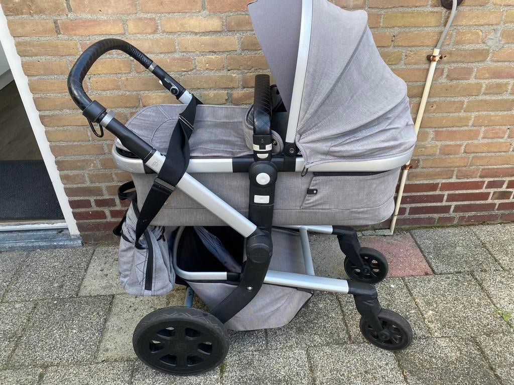 Joolz kinderwagen met UV-bestendige paraplu, Gebruikt, Combiwagen, Met reiswieg, Ophalen