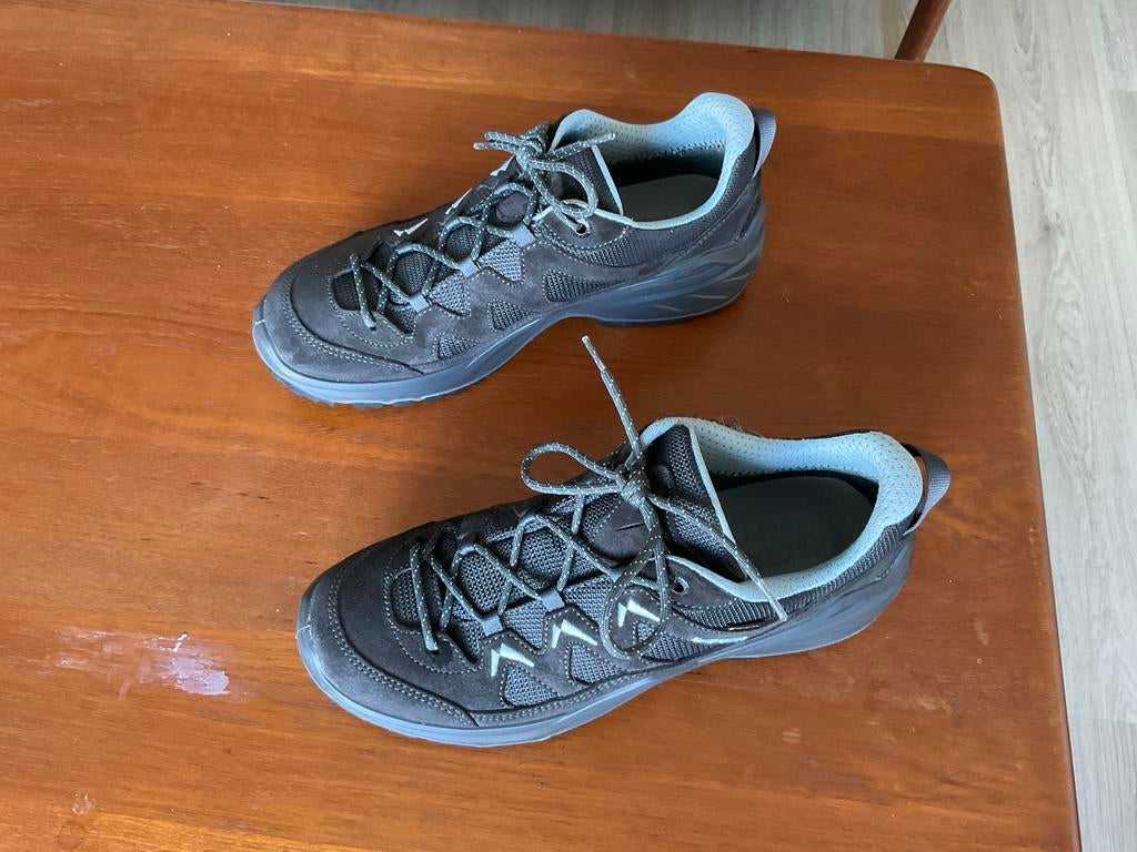 Lowa wandelschoenen maat 41, Ophalen of Verzenden, Gebruikt, Schoenen