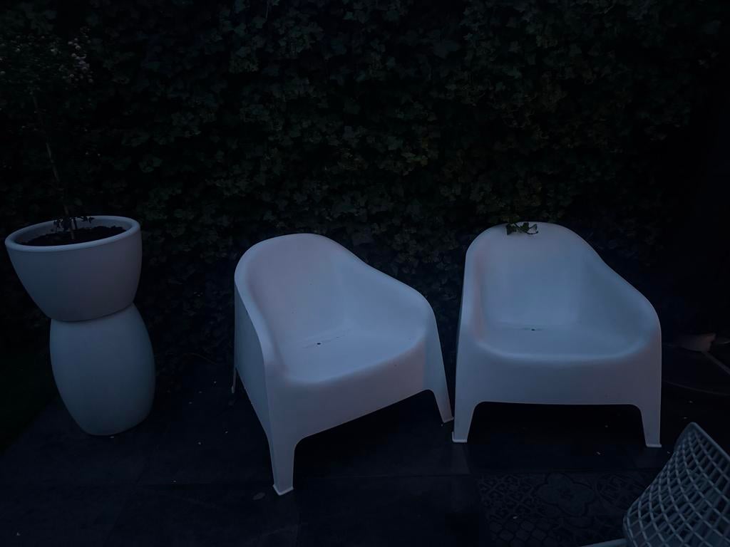 2x IKEA Skarpö stoelen wit, Tuin en Terras, Tuinstoelen, Ophalen, Gebruikt, Kunststof