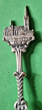 Een bijzonder zilver suiker lepeltje., Ophalen of Verzenden, Zilver