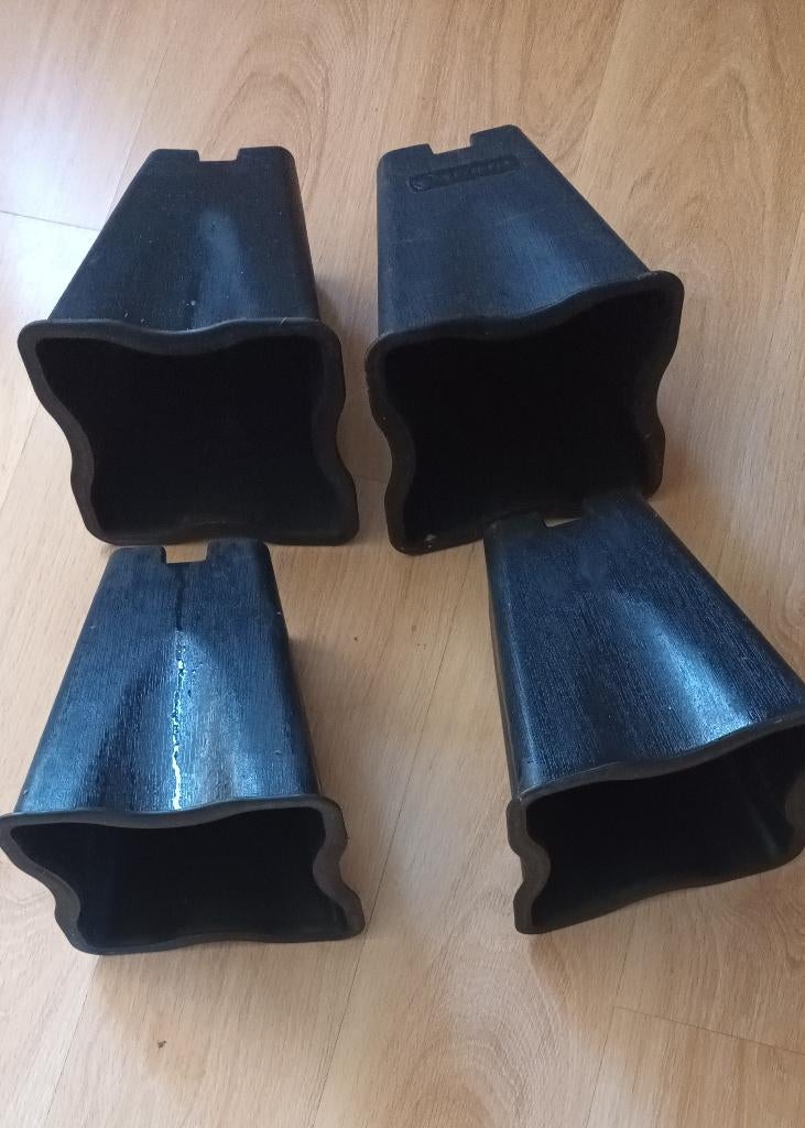 bed verhogers 4x, Ophalen of Verzenden, Gebruikt