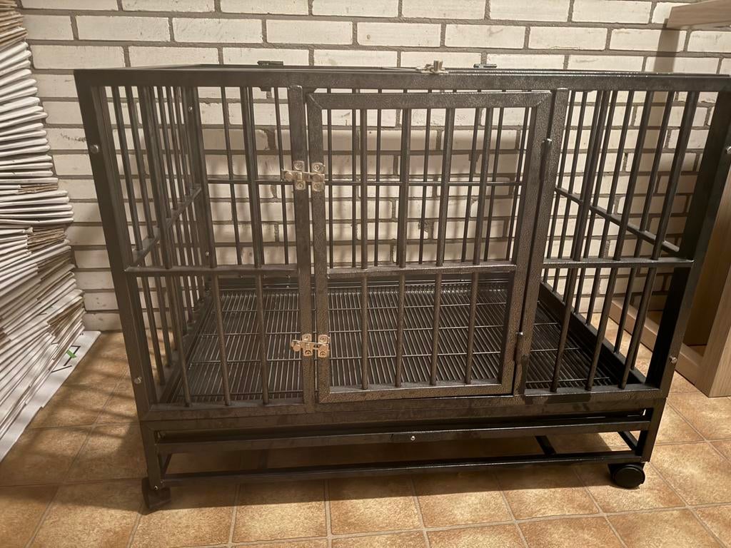 Bench, Dieren en Toebehoren, Hondenbenches, Ophalen