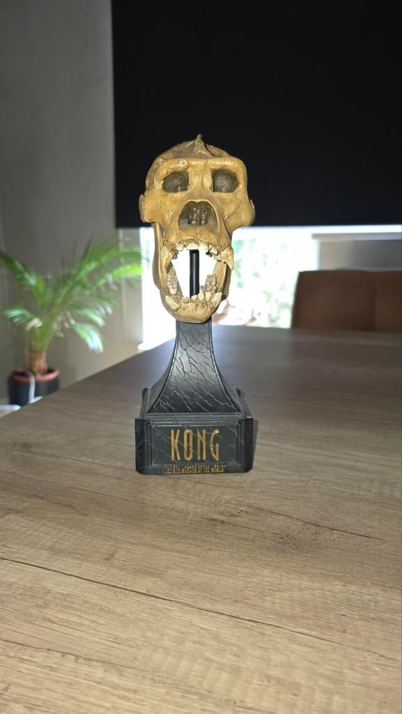 King Kong schedel beeldje - The 8th Wonder of the World, Verzamelen, Overige Verzamelen, Zo goed als nieuw, Ophalen of Verzenden