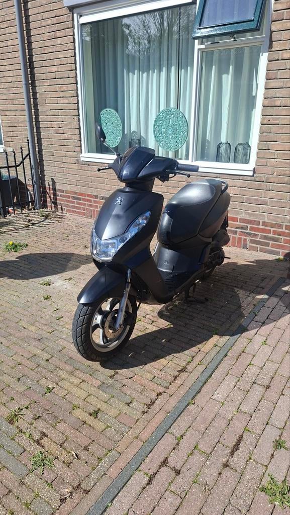 Betrouwbare Peugeot Kisbee 4t + Handvatverwarming, Ophalen, Gebruikt, Overige modellen, Maximaal 45 km/u