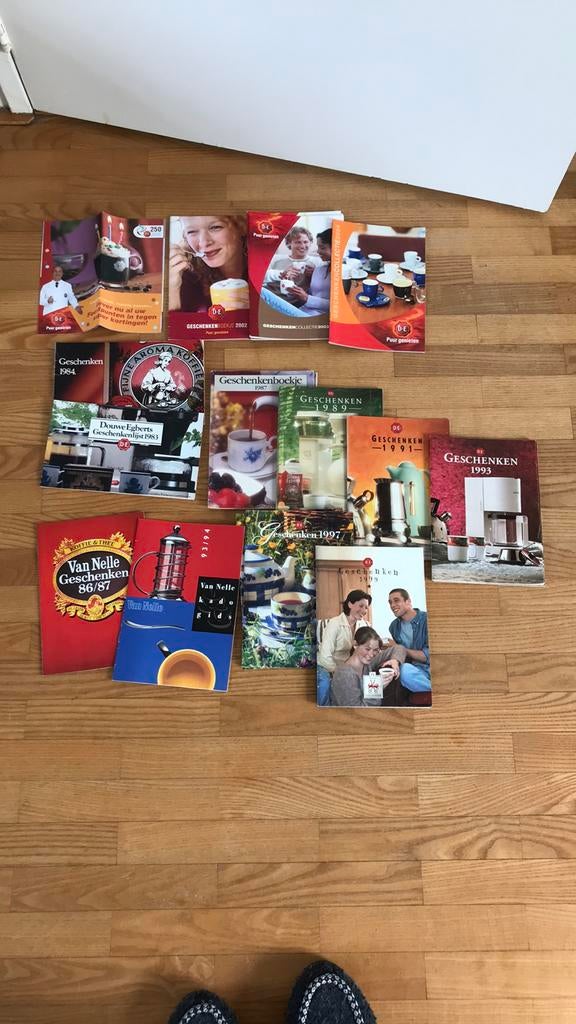 Verzameling oude DE en Van Nelle brochures, Ophalen of Verzenden, Gelezen, Stripboeken