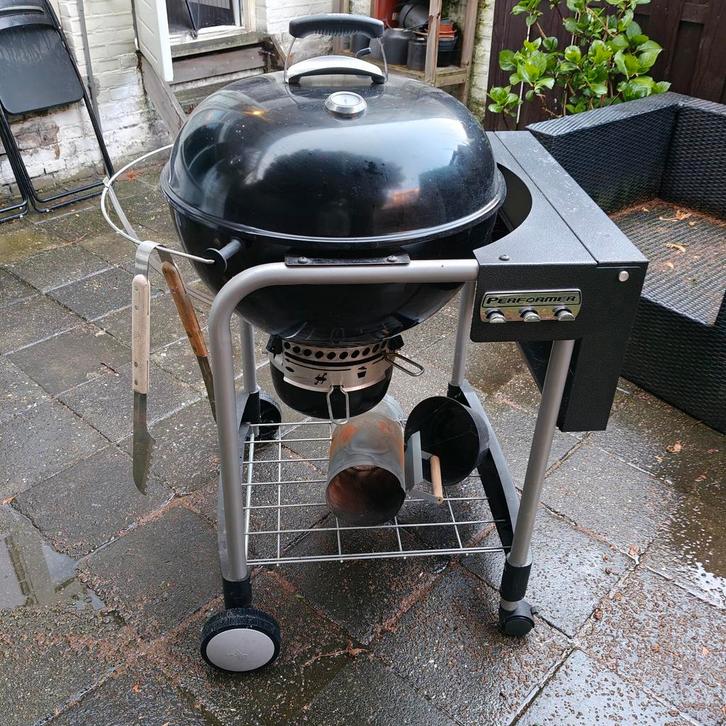 Weber Performer BBQ, Tuin en Terras, Houtskoolbarbecues, Zo goed als nieuw, Ophalen