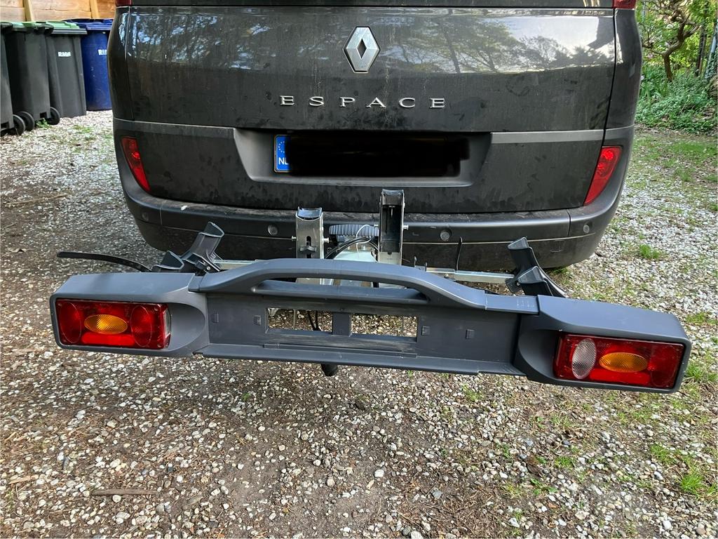 Twinny load fietsendrager, kantelbaar met ophangbeugels, Ophalen, 2 fietsen, Zo goed als nieuw, Trekhaakdrager