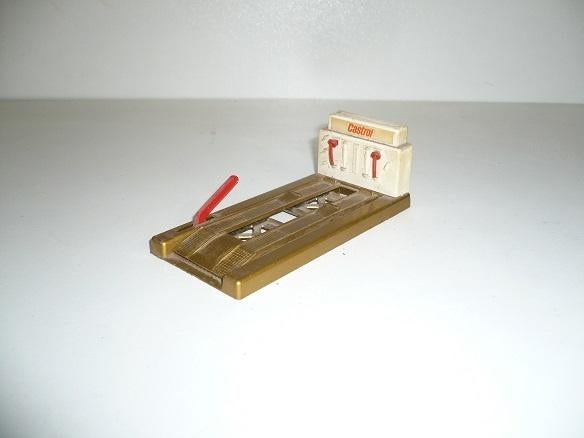 Lesney Matchbox Service Ramp Hefbrug  1:87, Ophalen of Verzenden, Zo goed als nieuw, Overige typen, Matchbox